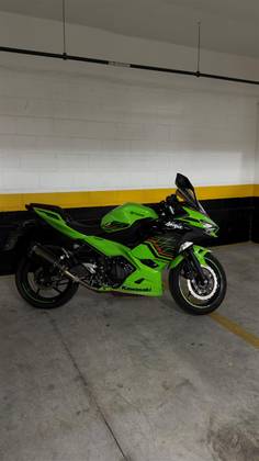 KAWASAKI NINJA 400 